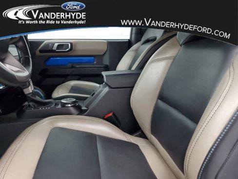 Used 2024 Ford Bronco Wildtrak image 14