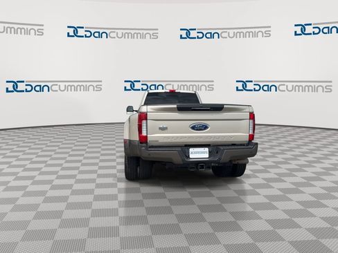 Used 2017 Ford F350 King Ranch w/ King Ranch Ultimate Package AWD/4WD image 7