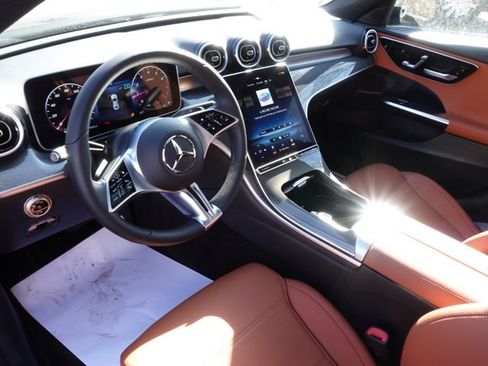 Used 2023 Mercedes-Benz C 300 4MATIC Sedan image 9