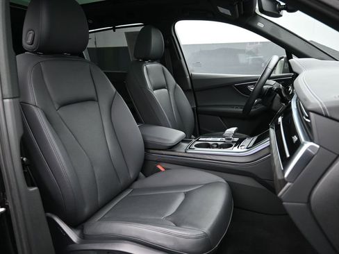 Used 2023 Audi Q7 3.0T Premium Plus w/ Premium Plus Package AWD/4WD image 27