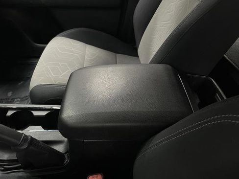 Used 2023 Toyota Tacoma TRD Off-Road image 18