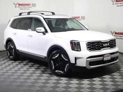 Used 2025 Kia Telluride S AWD/4WD image 2
