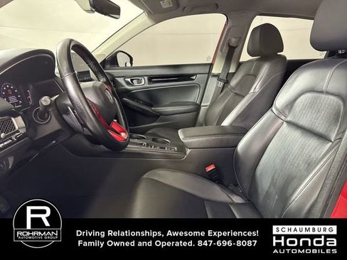 Used 2022 Honda Civic Touring image 4