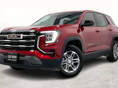 New 2026 GMC Terrain Elevation w/ Technology Package II image 2