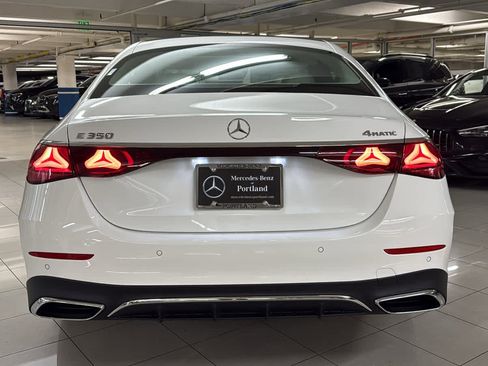New 2026 Mercedes-Benz E 350 4MATIC Sedan image 7