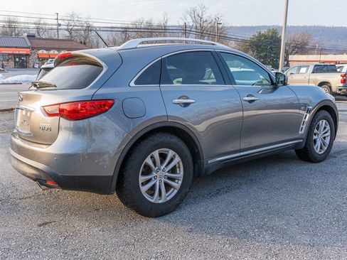 Used 2017 INFINITI QX70 AWD w/ Premium Package image 3