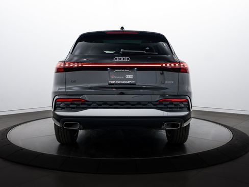 Certified 2025 Audi Q5 Premium w/ Convenience Package image 17