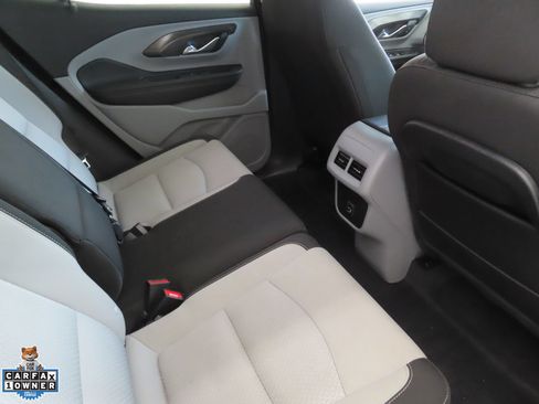 Used 2024 GMC Terrain SLE AWD/4WD image 24