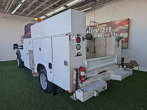 Used 2013 Ford F550 2WD Regular Cab Super Duty w/ Payload Upgrade Pkg image 3