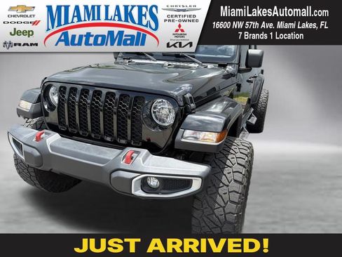 Used 2023 Jeep Gladiator Sport AWD/4WD image 1