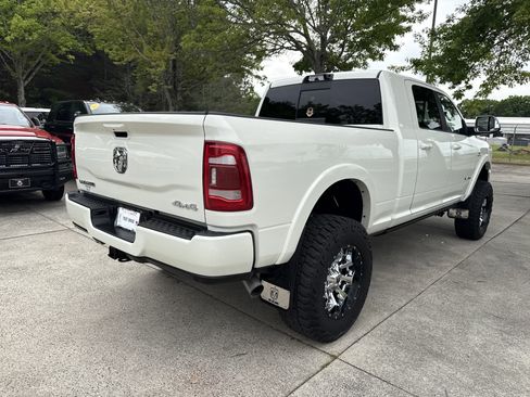Used 2022 RAM 3500 Laramie AWD/4WD image 7