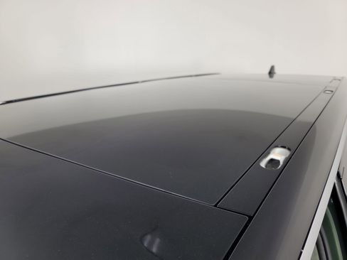 Used 2024 Rivian R1S Adventure image 13