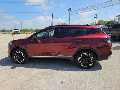 Used 2025 Kia Sportage SX