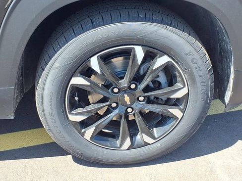 Used 2023 Chevrolet TrailBlazer LT FWD image 27