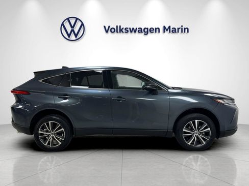 Used 2023 Toyota Venza LE AWD/4WD image 6