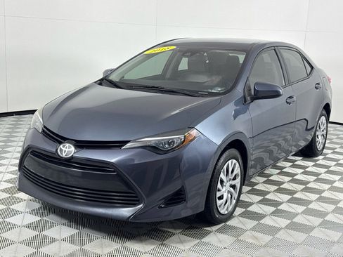 Used 2018 Toyota Corolla LE image 9