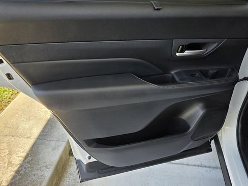 Certified 2024 Toyota Grand Highlander FWD image 35