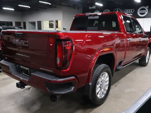 Used 2023 GMC Sierra 3500 Denali w/ Denali Ultimate Package image 5