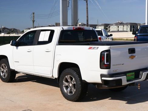 Used 2019 Chevrolet Colorado Z71 AWD/4WD image 4