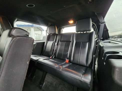 Used 2017 Ford Expedition EL Limited w/ Equipment Group 301A AWD/4WD image 39