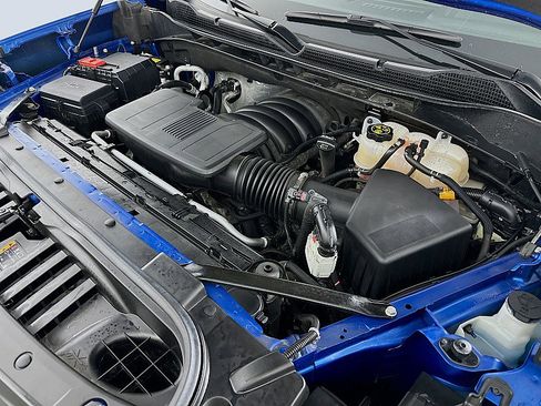 Used 2023 Chevrolet Silverado 1500 ZR2 w/ Technology Package image 32