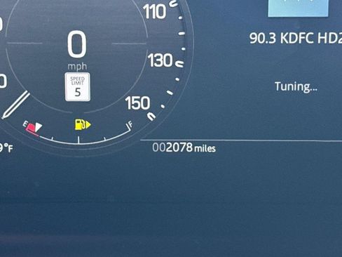 Certified 2026 Land Rover Defender 110 X-Dynamic SE AWD/4WD image 25
