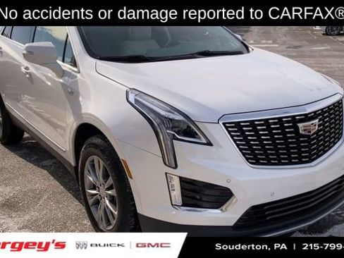 Used 2023 Cadillac XT5 Premium Luxury image 2