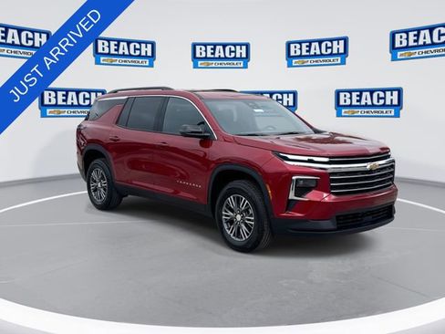 New 2026 Chevrolet Traverse LT FWD image 2