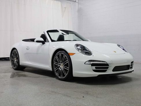 Used 2014 Porsche 911 Carrera 4S AWD/4WD image 13