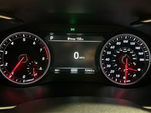 Used 2021 Genesis G70 3.3T image 23