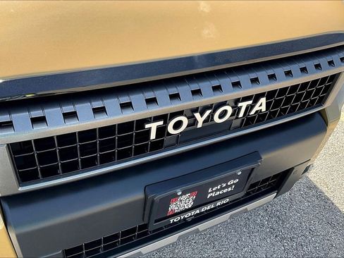 Used 2024 Toyota Land Cruiser AWD/4WD image 33