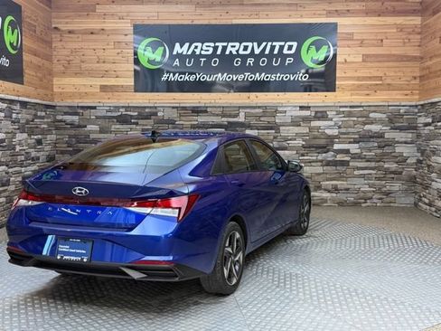 Certified 2023 Hyundai Elantra SEL w/ Convenience Package FWD image 11