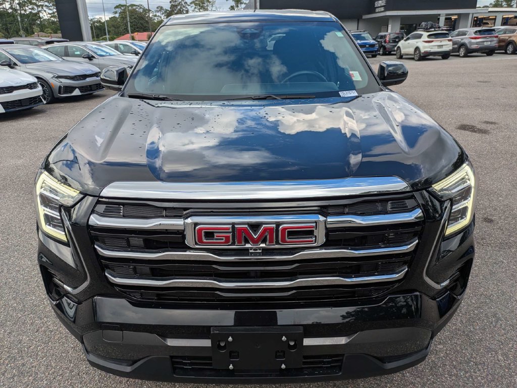 Used 2025 GMC Terrain Elevation AWD/4WD image 9