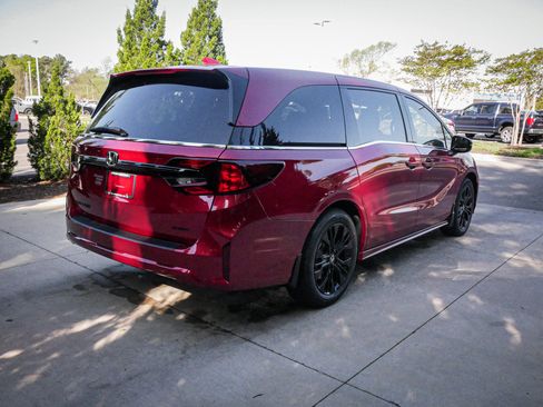 New 2026 Honda Odyssey Sport-L image 10