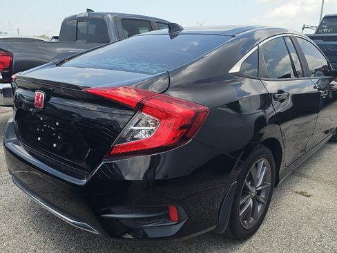Used 2019 Honda Civic EX image 4