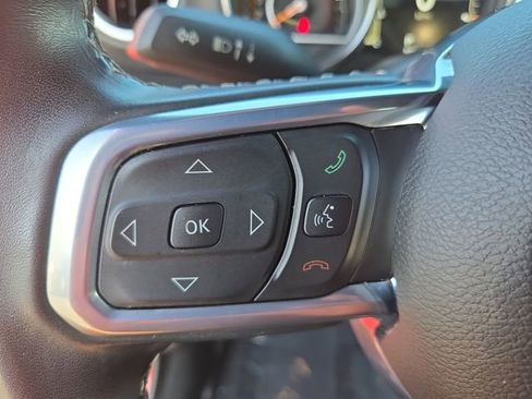 Used 2022 Jeep Wrangler Unlimited Sahara AWD/4WD image 20