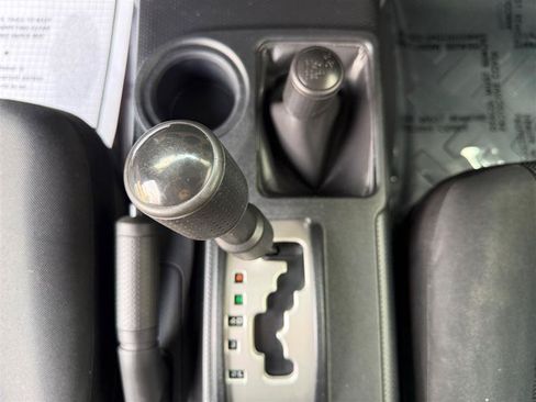 Used 2014 Toyota FJ Cruiser 4WD w/ Convenience Package image 44