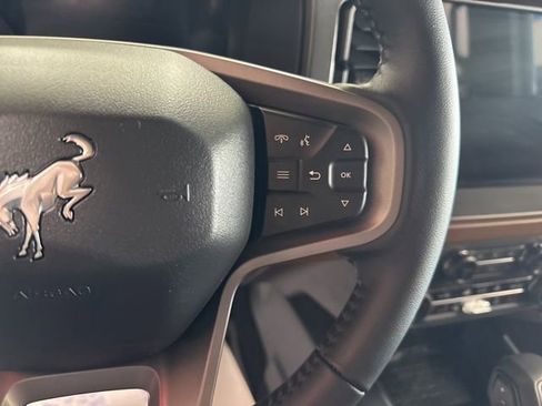 Used 2024 Ford Bronco Outer Banks AWD/4WD image 18