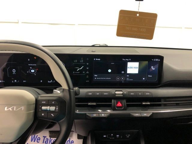 Used 2025 Kia K4 GT-Line w/ GT-Line Premium Package FWD image 18