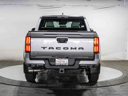 Certified 2026 Toyota Tacoma SR5 AWD/4WD image 4