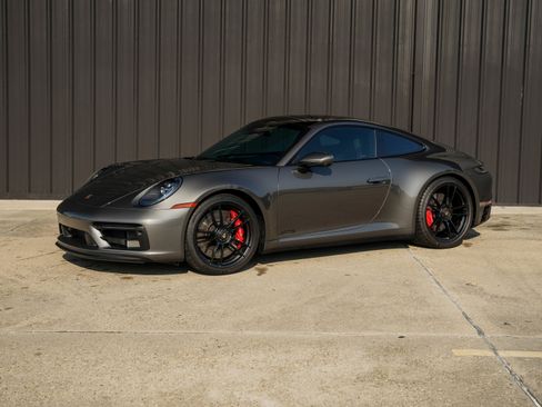 Used 2024 Porsche 911 Carrera GTS image 1