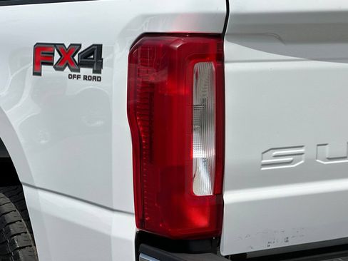 Used 2024 Ford F250 XLT w/ FX4 Off-Road Package AWD/4WD image 35