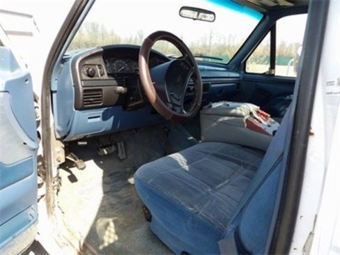Used 1996 Ford F350 4x4 Regular Cab image 16