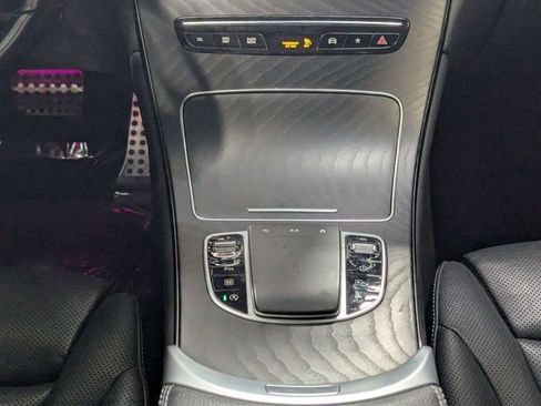 Used 2023 Mercedes-Benz GLC 300 4MATIC Coupe image 12