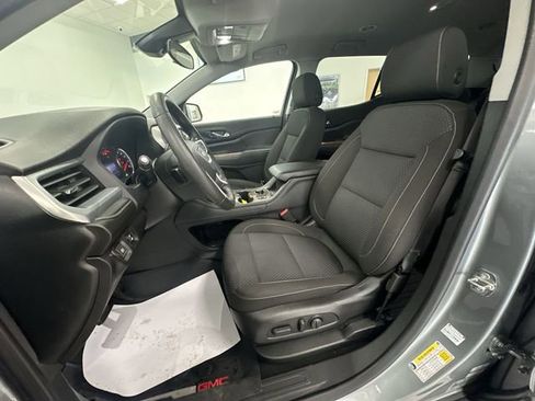 Certified 2023 GMC Acadia SLE w/ Driver Convenience Package image 20