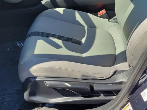 Used 2018 Honda Civic EX image 13