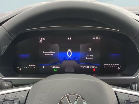 Used 2024 Volkswagen Tiguan Wolfsburg Edition image 15