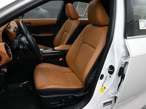 Used 2024 Lexus IS 300 w/ Premium Package RWD image 15
