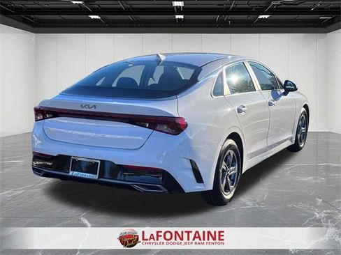 Used 2023 Kia K5 LXS image 5