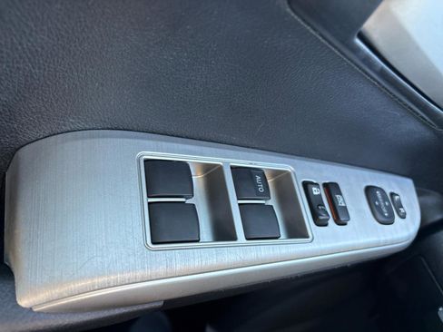 Used 2013 Toyota Camry SE image 34